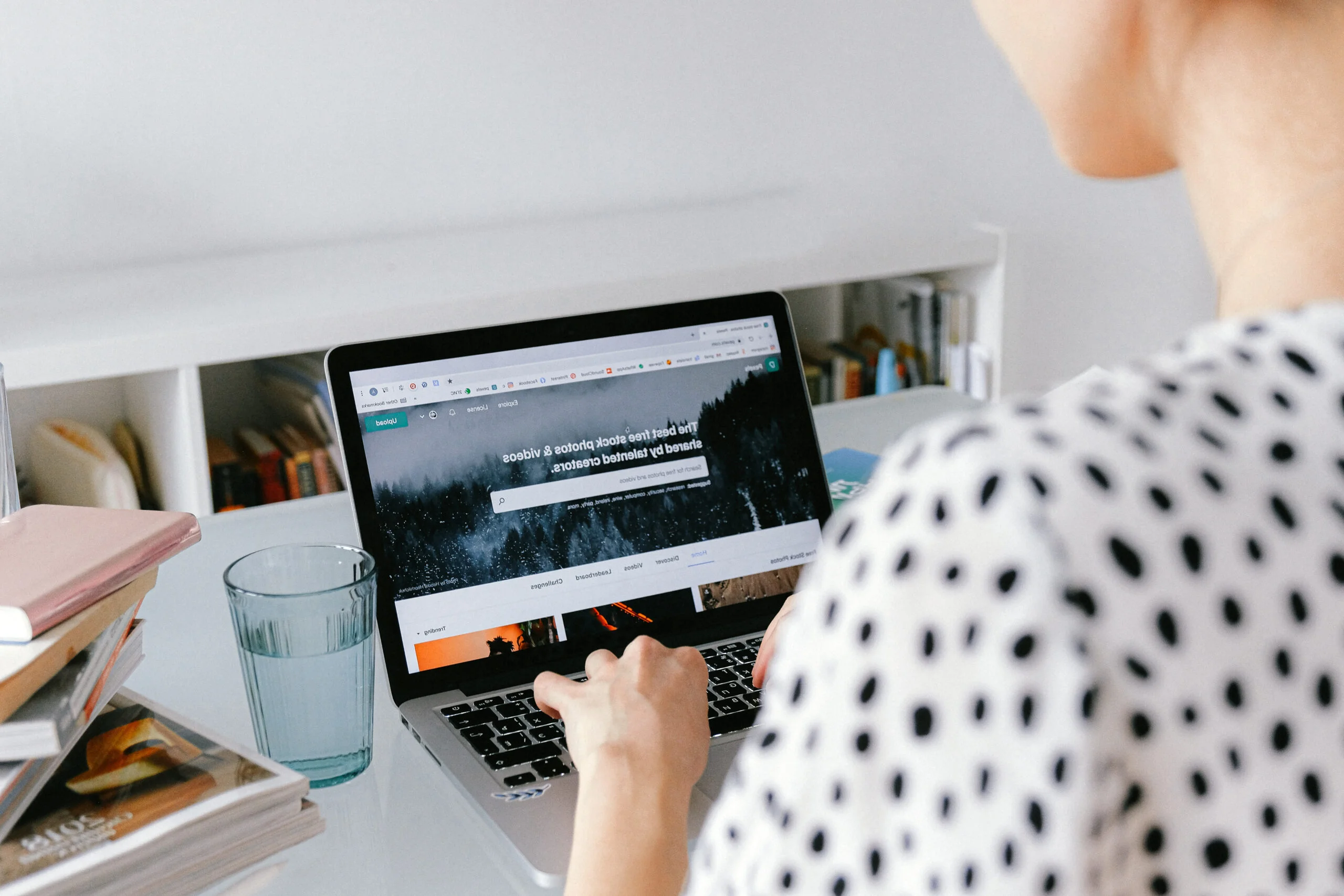 What Is a Landing Page, How Much Does It Cost, and How to Promote It in 2026